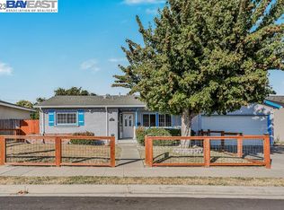 8351 Cavalier Ln, Dublin, CA 94568