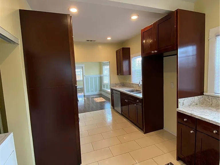 1331 Atlantic Ave — Photo 11