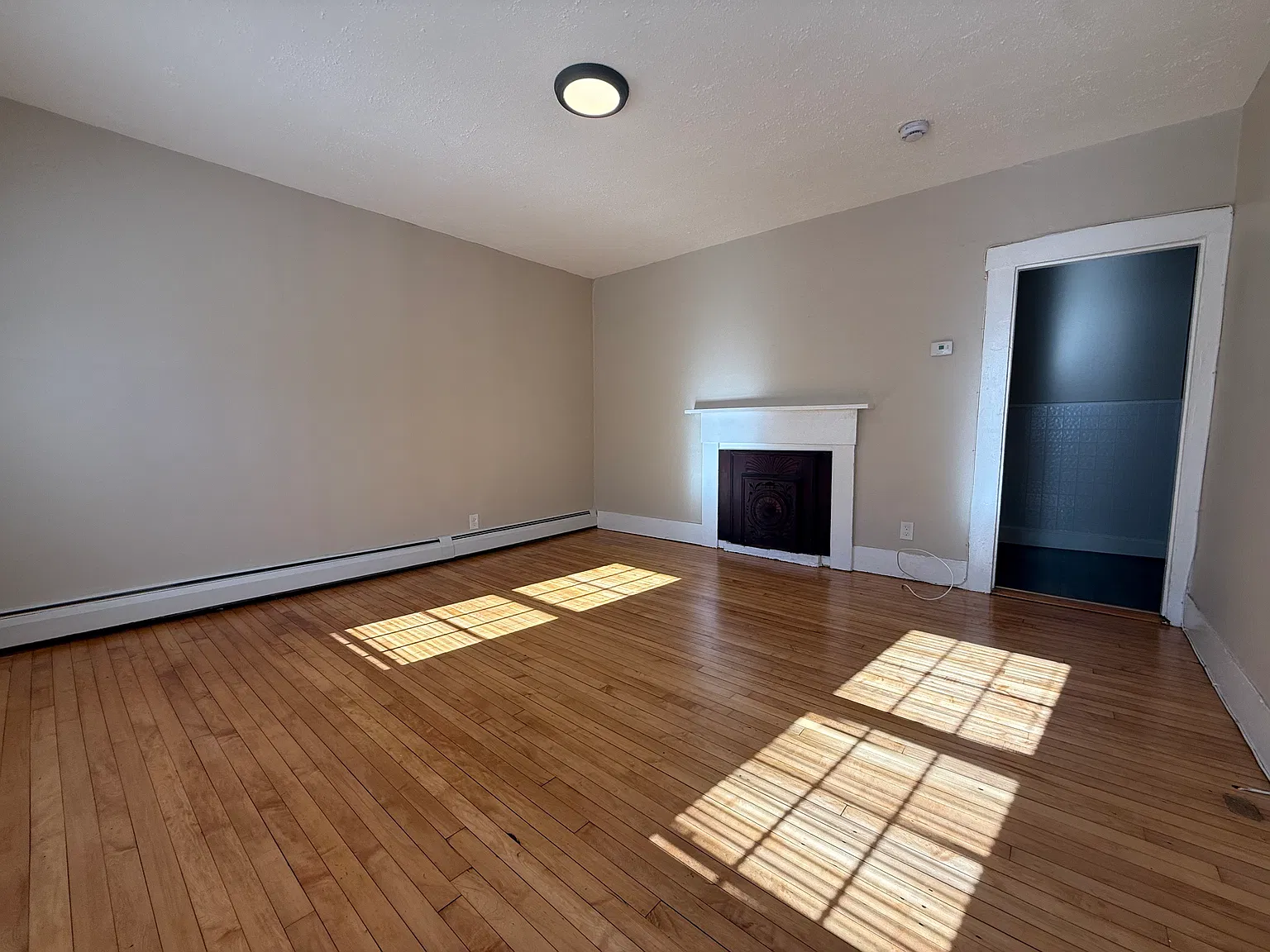2 bed, 900 sqft, $2,395 — Photo 4