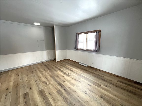 5th image of 106 Soo Avenue W
