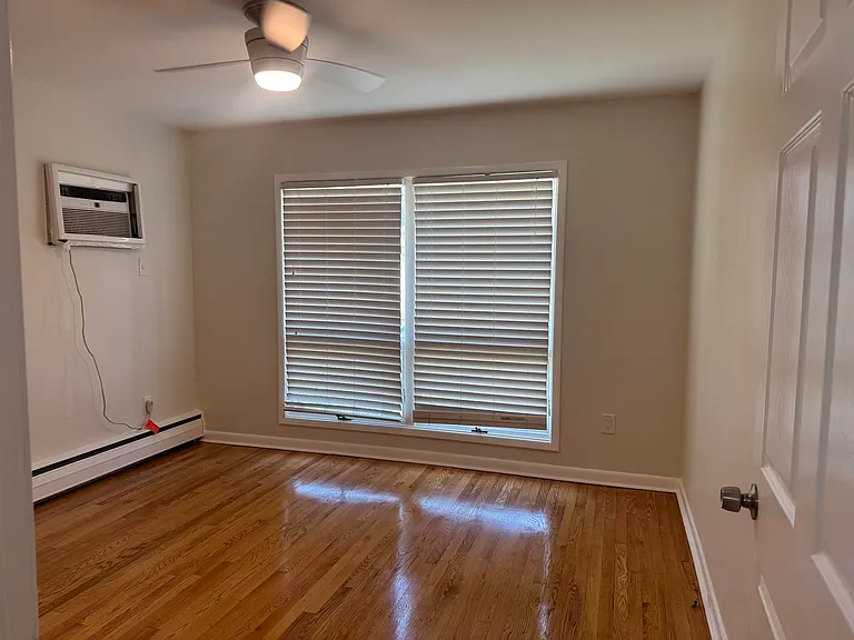 717 Hudson Ave #1 — Photo 13