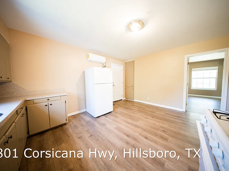 801 Corsicana Hwy — Photo 12
