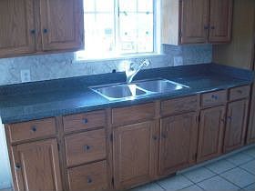 3rd image of 678 Gleneagles Ave