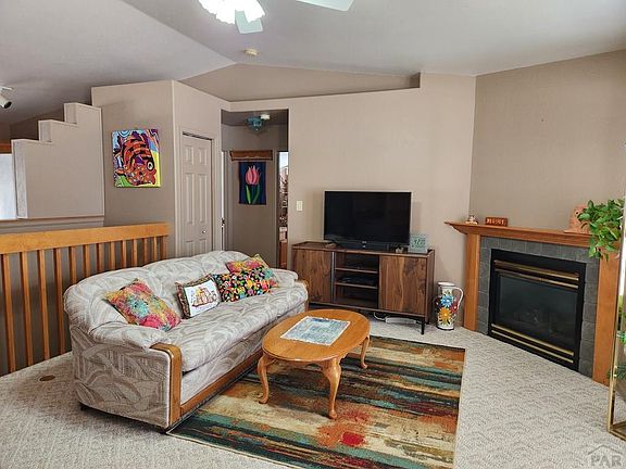 3rd image of 608 S Watermelon Dr