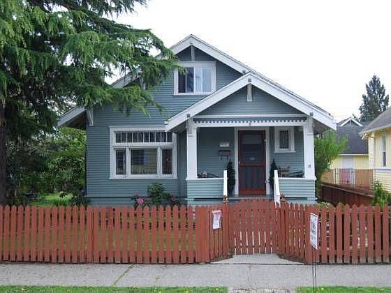 1st image of 3010 Leonard Dr