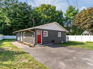 17 Paige Dr, Coventry, RI 02816