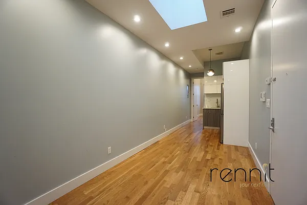 Rented by Rennit Inc. | media 3