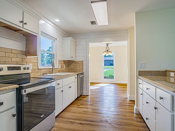 4th image of 4 New Market Ct