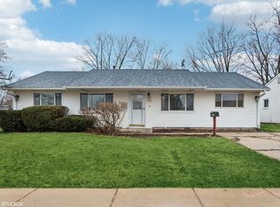 700 Hudson Ave, Romeoville, IL 60446