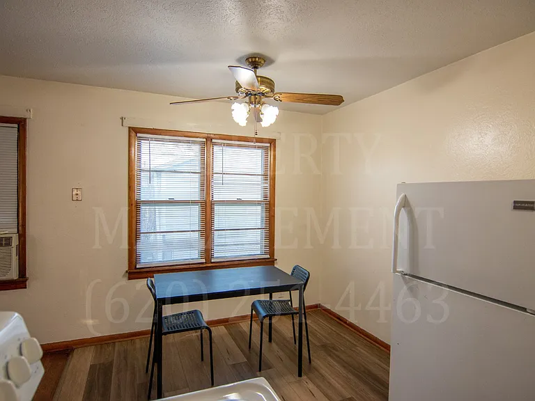 1418 Velma Dr — Photo 18