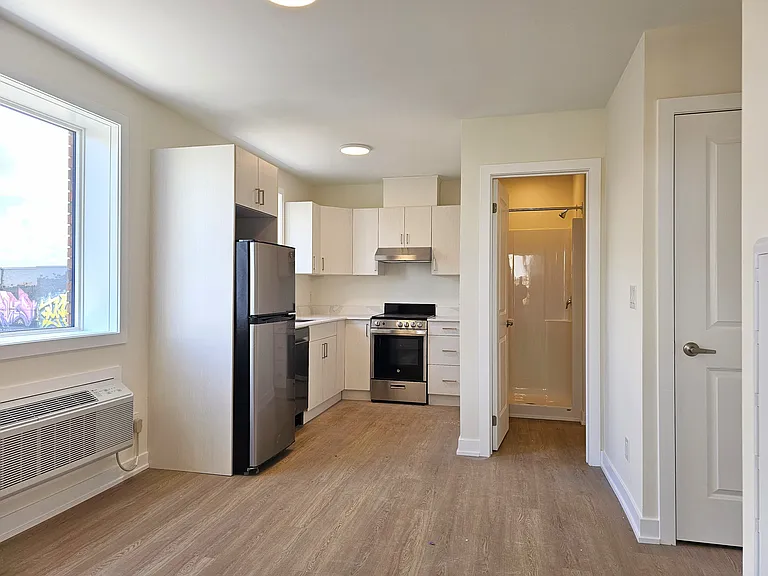 140 Church St — Photo 18