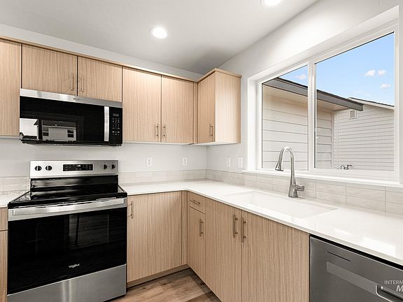 5th image of 8202 E Cool River Loop