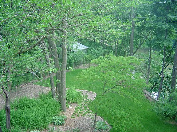 4th image of 198 Carlin Ct E