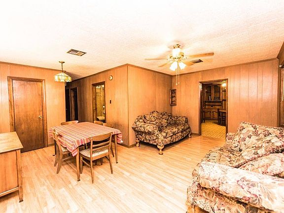 4th image of 1429 Cherokee Dr