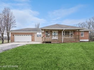 189 Old Sutton Rd, Barrington, IL 60010