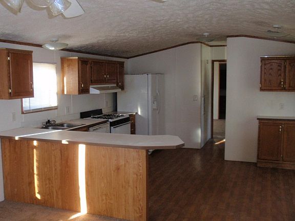 2nd image of 2524 Commonwealth Dr Lot 3