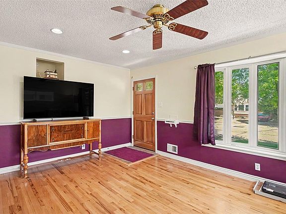5th image of 10739 Ogden Street