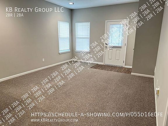 4th image of 8208 SE 6th St