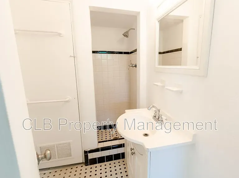 36 Brooks Dr — Photo 11