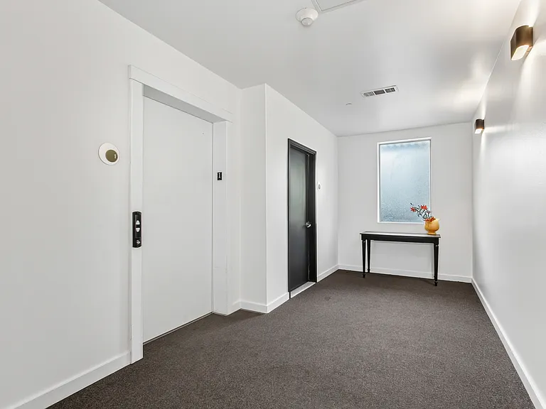 3015 Bryan St #1A — Photo 5