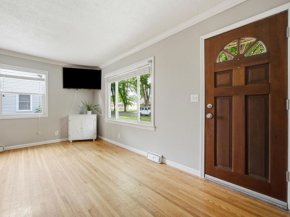 4th image of 1005 20th St S
