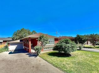 37 Gooderham Dr, Toronto, ON M1R 3G4