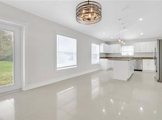 380 13th ST NW, NAPLES, FL 34120