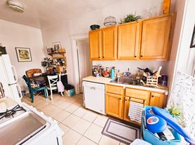 6970 Sheridan