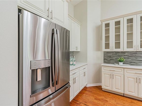 5th image of 5421 Pine Bay Dr