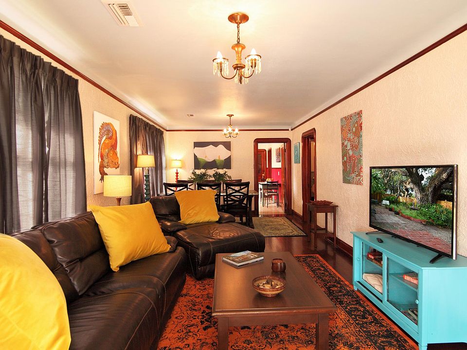 Living Room , free wifi