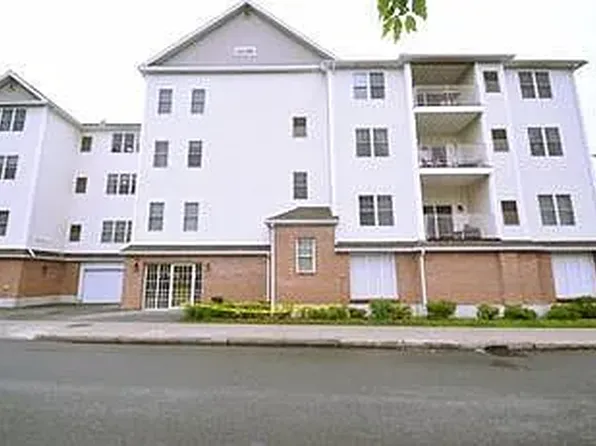 51 Pearl St Unit 206, Malden, MA 02148