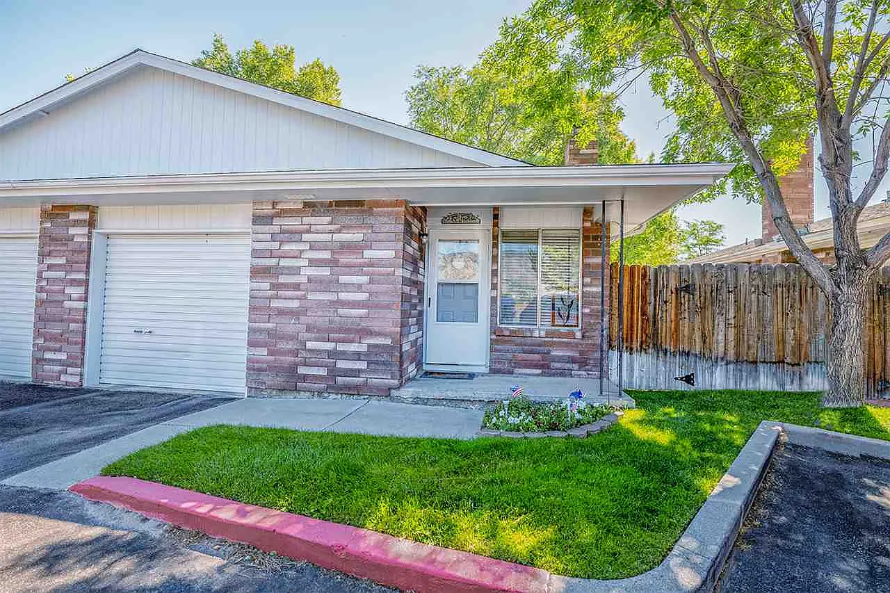 3121 Imperial Way photo 1