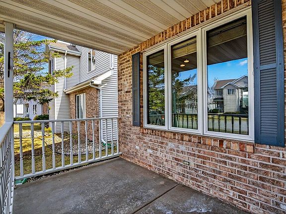 3rd image of 453 Cherry Hill Dr