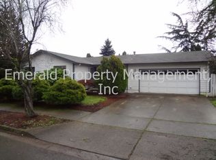 4883 A St, Springfield, OR 97478