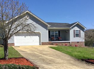 1156 Stormy Ridge Dr, Soddy Daisy, TN 37379