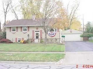 845 Alburn Dr, Columbus, OH 43207