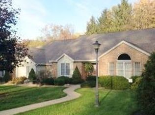 2212B Foxden Dr #B, Salem, OH 44460