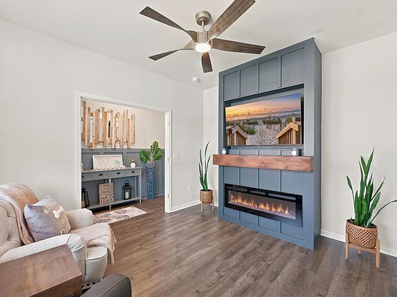 5th image of 2933 Pegasus Place