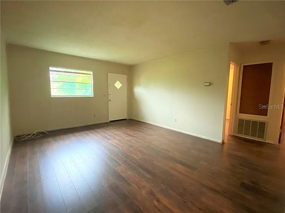 4th image of 3808 W Vasconia St #A