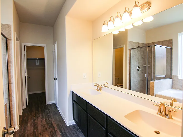 Westhope Dr — Photo 14