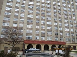 4300 W Ford City Dr APT 902A, Chicago, IL 60652