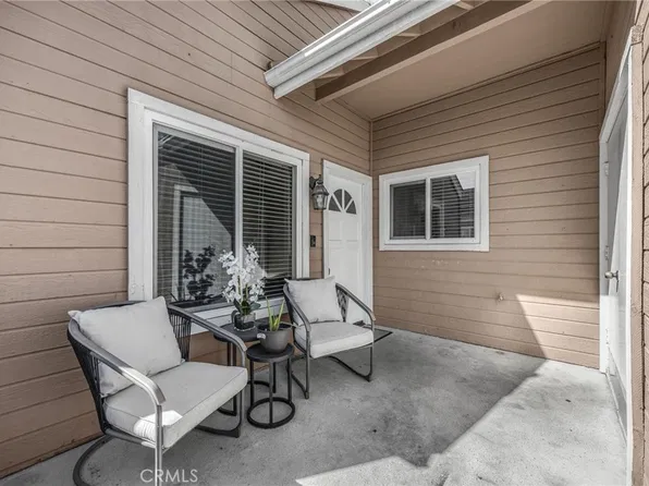 10411 E Briar Oaks Dr, Stanton, CA 90680