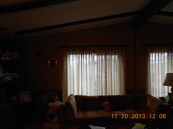 4th image of 166 Canada Cove Ave