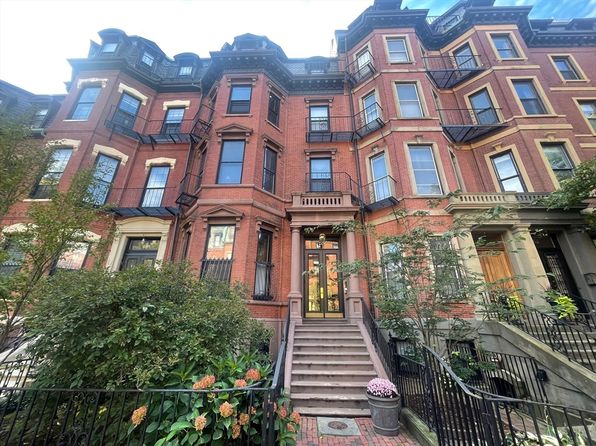 70 Marlborough St APT 2