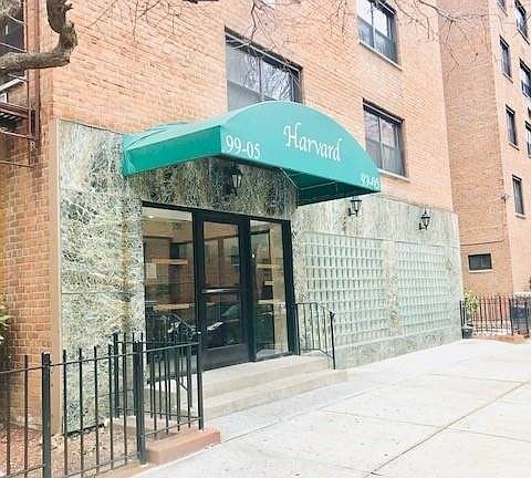 2nd image of 9905 59th Ave APT 4E