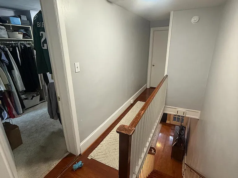 1521 Montrose St — Photo 9