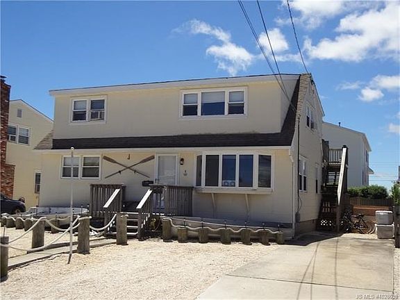 3rd image of 346 N 2nd St