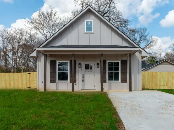 2656 Hendricks St, Gladewater, TX 75647