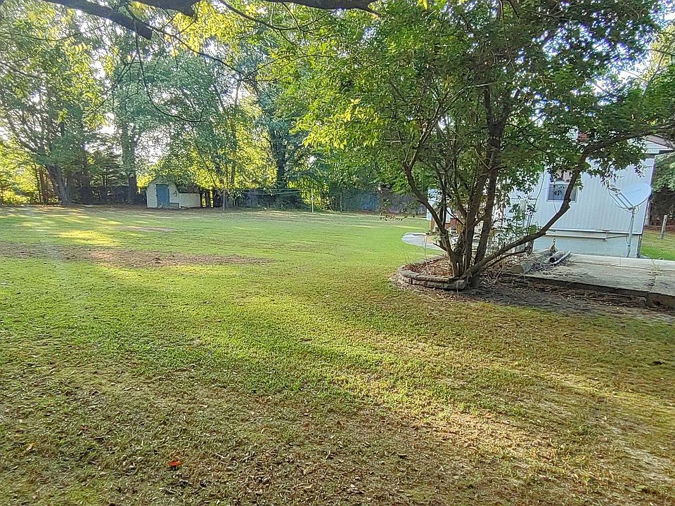 2nd image of 37910 Enfield Ln