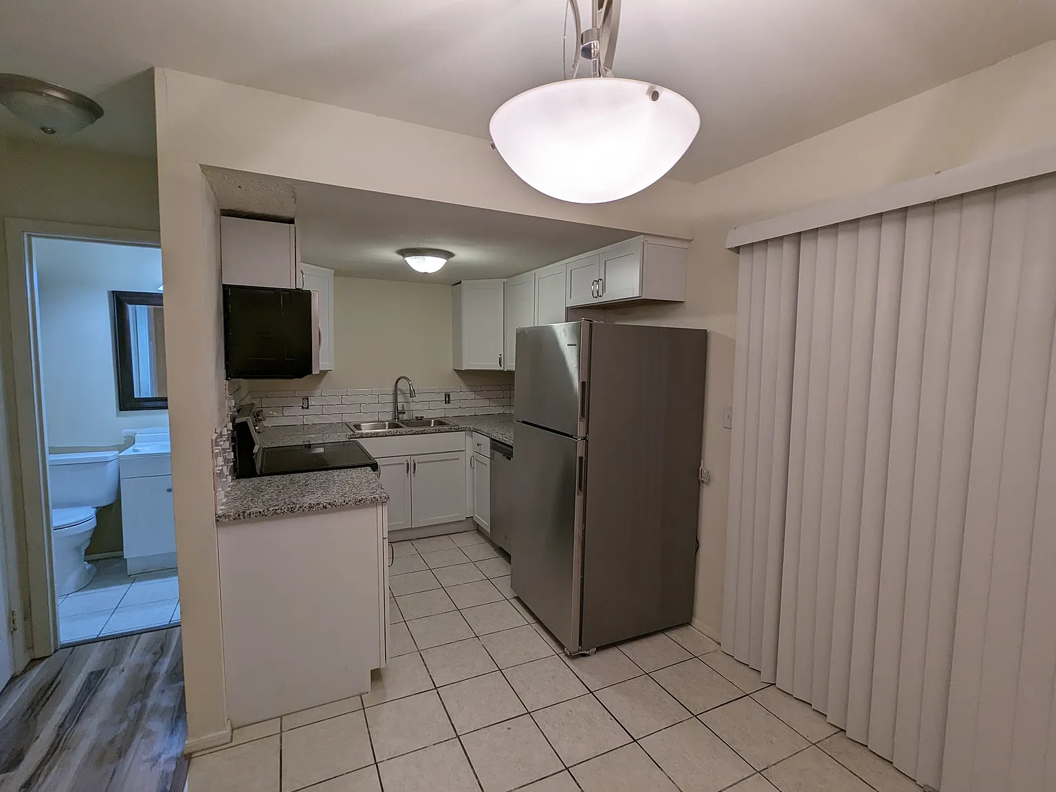 2 bed, 1.5 bath, 950 sqft, $995 — Photo 4